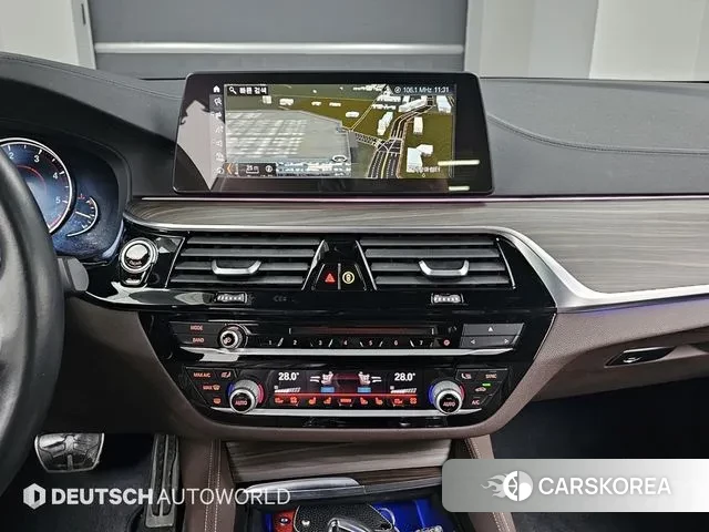 BMW 5 Series (G30) 2018 Серый из Кореи, фото 5