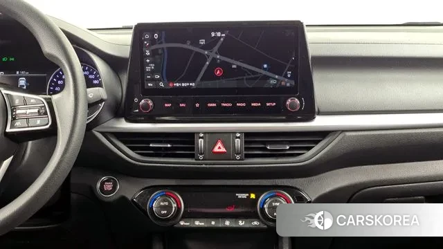 Kia The New K3 2nd generation 2021 Белый из Кореи, фото 5