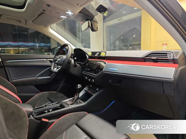 Audi Q3 Sportback 2021 Черный из Китая, фото 5