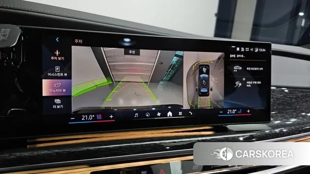 BMW 7 Series (G70) 2023 Черный из Кореи, фото 5