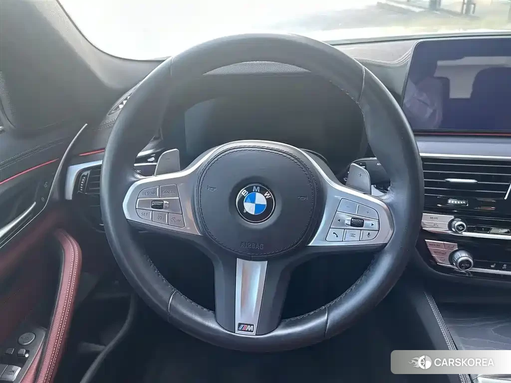 BMW 5 series 2023 Белый из Китая, фото 5
