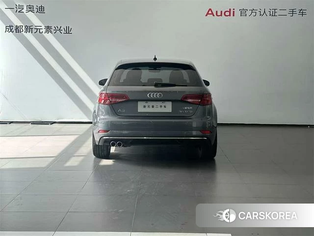 Audi A3 2020 Темно-серый из Китая, фото 5
