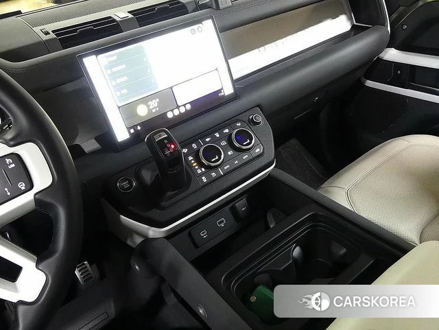 Land Rover Defender (L663) 2023 Светло-зеленый из Кореи, фото 5