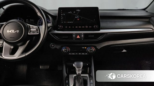 Kia The New K3 2nd generation 2021 Белый из Кореи, фото 5