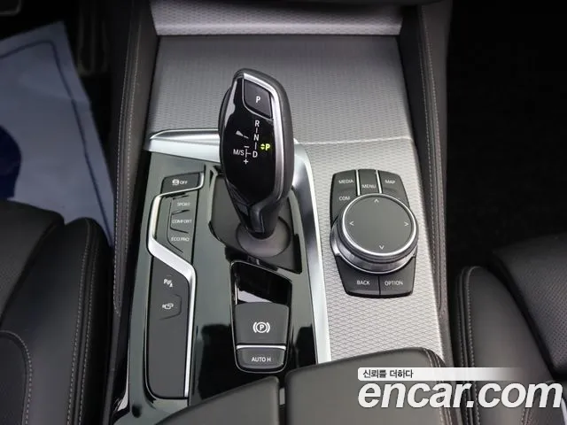 BMW 5 Series (G30) 2018 Синий из Кореи, фото 5