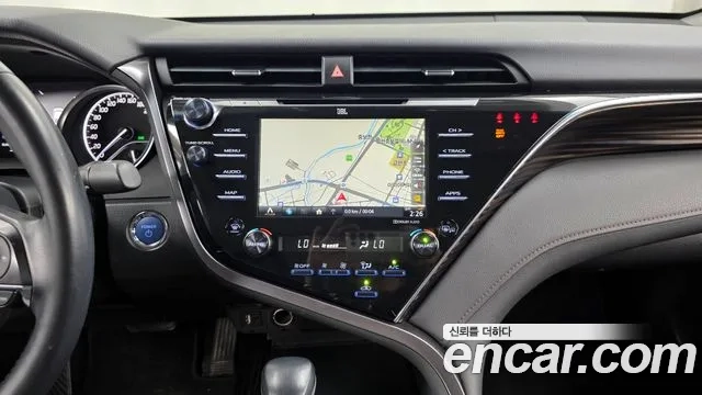 Toyota Camry (XV70) 2018 Белый из Кореи, фото 5