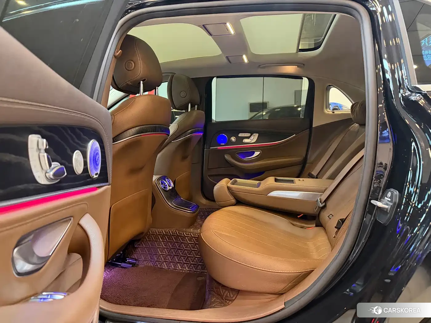 Mercedes-Benz E-Class 2023 Черный из Китая, фото 5