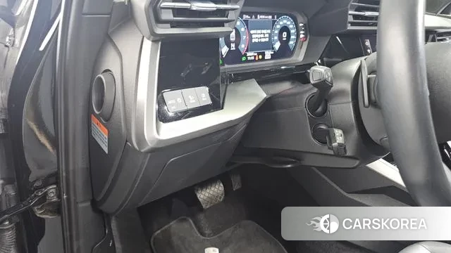 Audi A3 (8Y) 2022 Черный из Кореи, фото 5