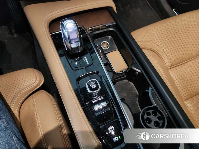 Volvo XC90 second Generation 2018 Белый из Кореи, фото 5