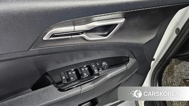 Kia Sportage 5th Generation 2022 Белый из Кореи, фото 5