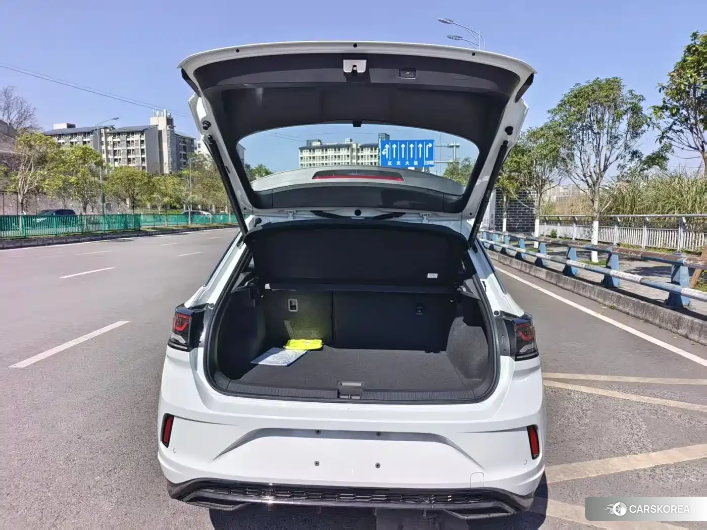 Volkswagen T-ROC exploring Songs 2026 Белый из Китая, фото 5