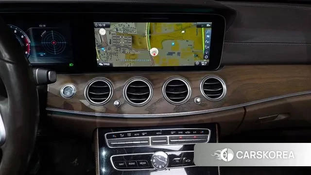 Mercedes-Benz E-Class W213 2018 Белый из Кореи, фото 5