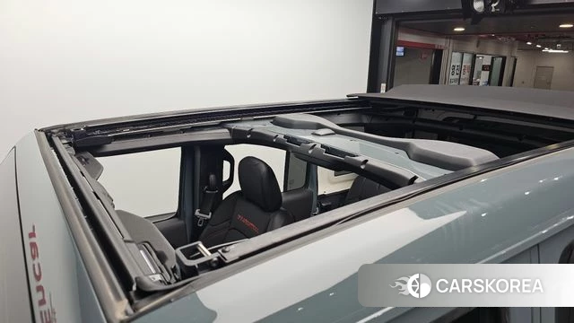 Jeep Wrangler (JL) 2025 Цвет галактики из Кореи, фото 5