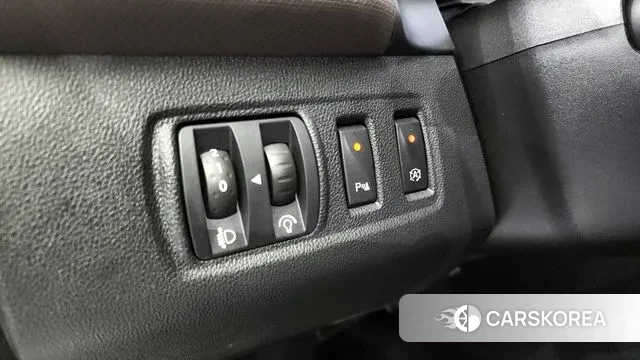 Renault Korea (Samsung) Clio 2019 Серый из Кореи, фото 5