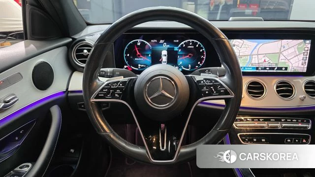 Mercedes-Benz E-Class W213 2021 Белый из Кореи, фото 5