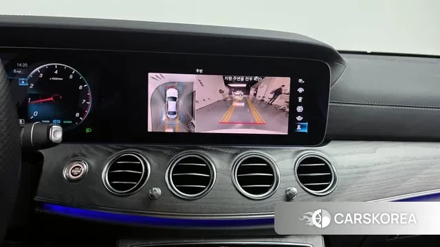 Mercedes-Benz E-Class W213 2021 Белый из Кореи, фото 5