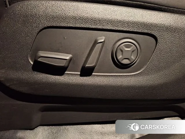 Kia The New Carnival 4th Generation 2023 Серебряный из Кореи, фото 5