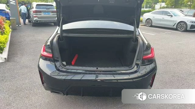 BMW 3 series 2025 Черный из Китая, фото 5