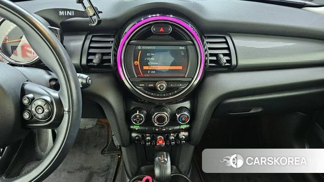 Mini Cooper 2018 Серебристо-серый из Кореи, фото 5