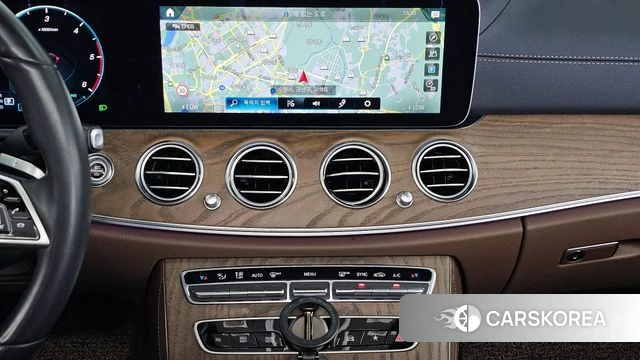 Mercedes-Benz E-Class W213 2023 Белый из Кореи, фото 5