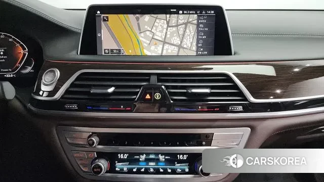 BMW 7 Series (G11) id 2975779 из Кореи 5