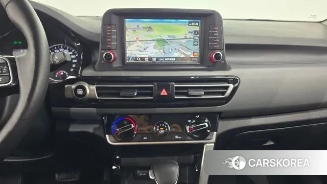 Kia Seltos 2021 Белый из Кореи, фото 5