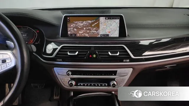 BMW 7 Series (G11) 2019 Черный из Кореи, фото 5