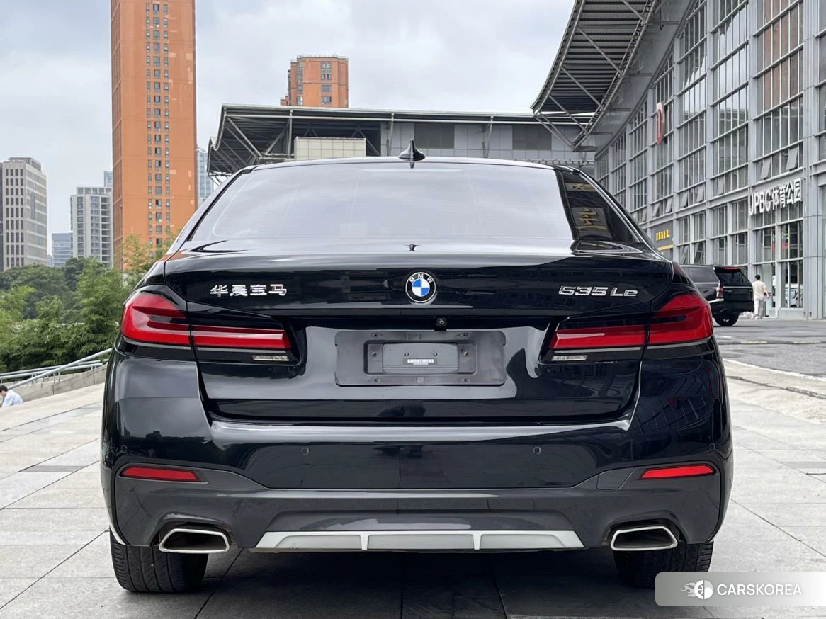 BMW 5 series PHEV 2020 Черный из Китая, фото 5