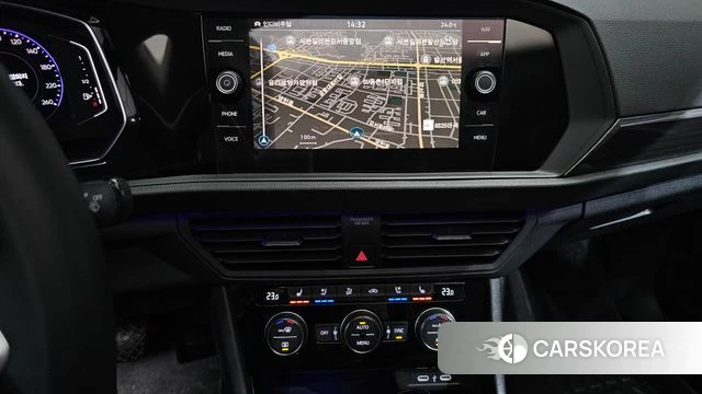 Volkswagen 7th Generation of Jetta 2023 Серебристо-серый из Кореи, фото 5