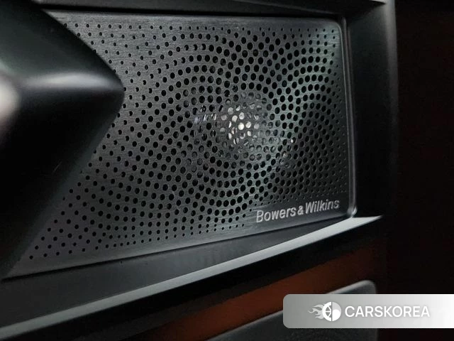 BMW 8 Series (G15) 2025 Белый из Кореи, фото 5