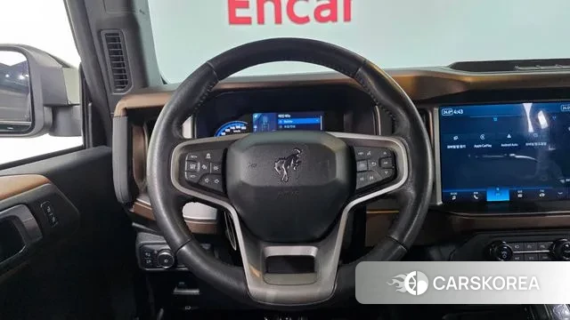 Ford Bronco 6th Generation 2022 Черный из Кореи, фото 5