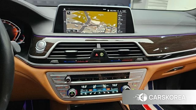BMW 7 Series (G11) 2021 Черный из Кореи, фото 5