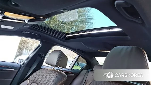 BMW 5 Series (G30) 2022 Белый из Кореи, фото 5