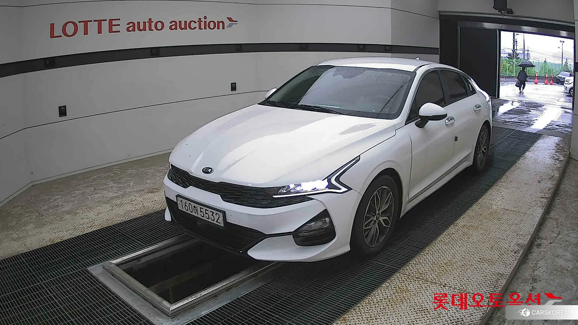 Kia K5 2021 Snow White Pearl (optional) из Кореи, фото 5