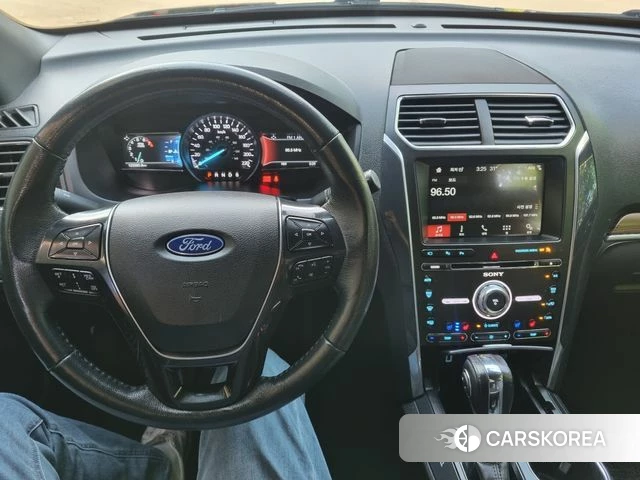 Ford Explorer 2018 Черный из Кореи, фото 5