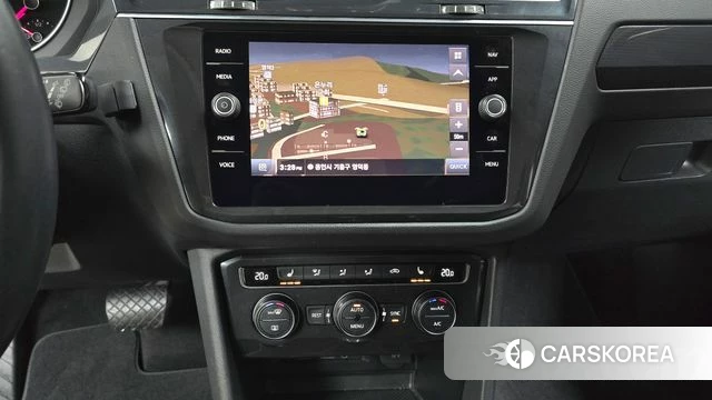 Volkswagen Tiguan second Generation 2020 Черный из Кореи, фото 5