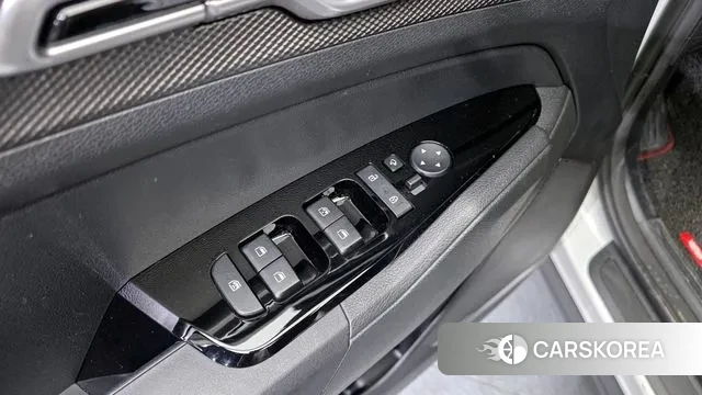 Kia Sportage 5th Generation Hybrid 2022 Белый из Кореи, фото 5