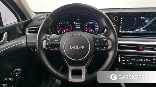 Kia K5 3rd generation 2022 Белый из Кореи, фото 5