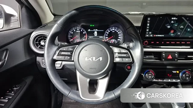 Kia The New K3 2nd generation 2021 Белый из Кореи, фото 5