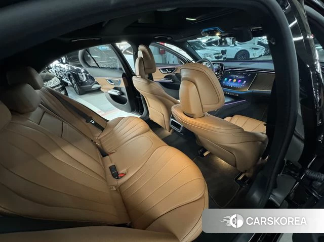 Mercedes-Benz E-Class W214 2025 Черный из Кореи, фото 5