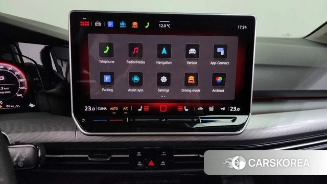 Volkswagen Golf 8th Generation 2025 Белый из Кореи, фото 5