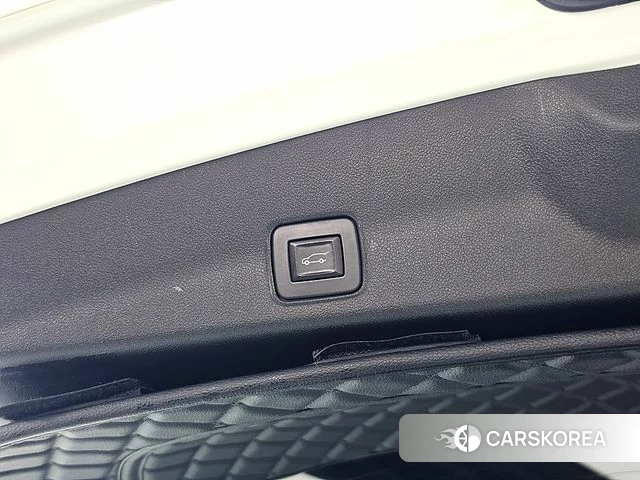 Chevrolet (GM Daewoo) Trailblazer 2020 Белый из Кореи, фото 5