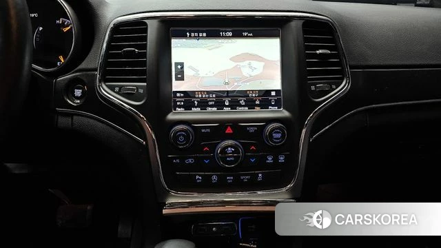Jeep Grand Cherokee 2018 Белый из Кореи, фото 5
