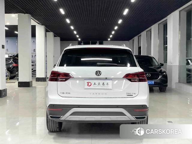 Volkswagen Tanyue 2022 Белый из Китая, фото 5