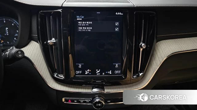 Volvo XC60 second Generation 2018 Черный из Кореи, фото 5