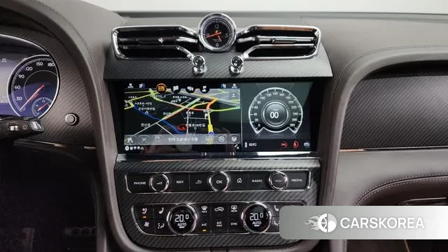 Bentley Bentayga 2018 Белый из Кореи, фото 5