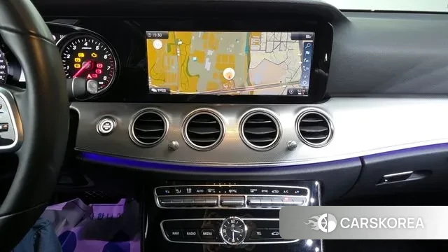 Mercedes-Benz E-Class W213 2019 Серый из Кореи, фото 5