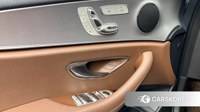 Mercedes-Benz E-Class W213 2019 Серый из Кореи, фото 5