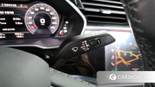 Audi Q3 (F3) 2020 Серый из Кореи, фото 5