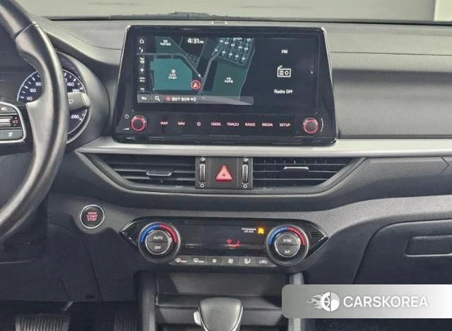 Kia The New K3 2nd generation 2021 Белый из Кореи, фото 5